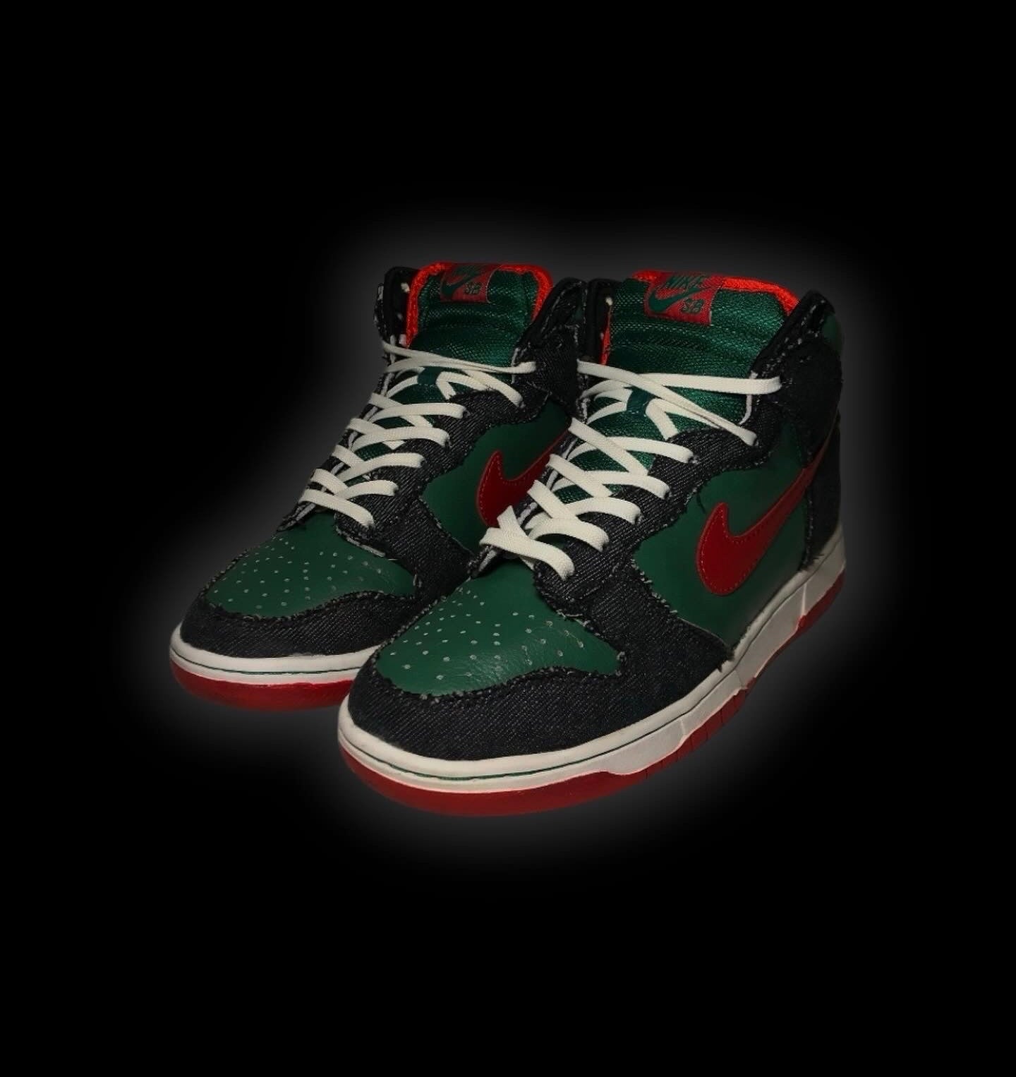 Nike SB Dunk High "Paprika" Friends&Familly