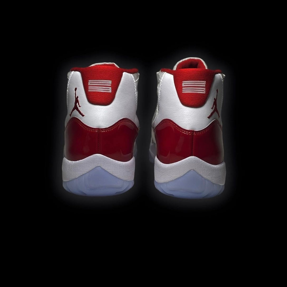 Air Jordan 11 high "Cherry Red"
