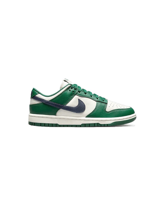 Nike Dunk Low "Gorge Green"